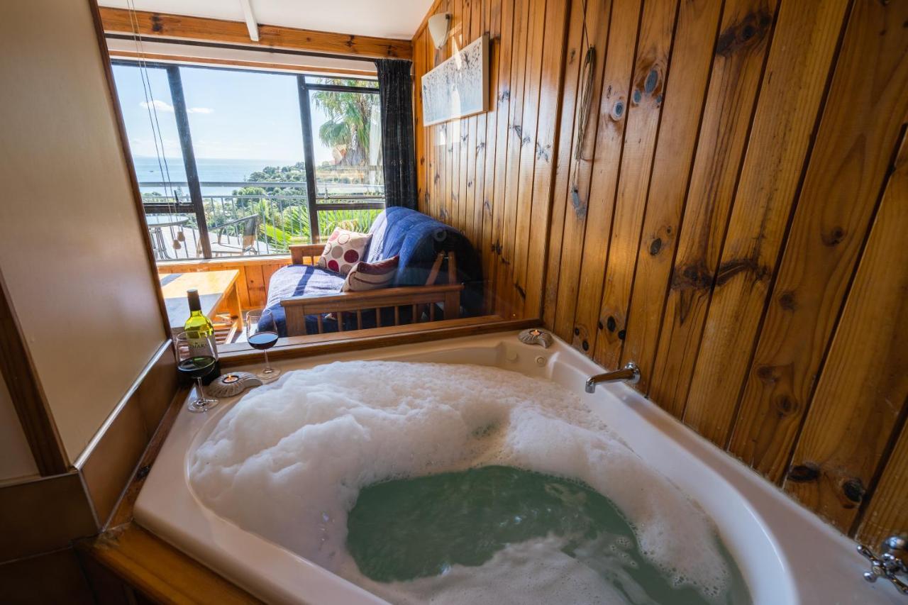Supacute Character Cottage, Wifi, Sky Tv, Spa Bath, Spa Bath, Dble Kayak And Possibly A Car! Палм-Бич Экстерьер фото
